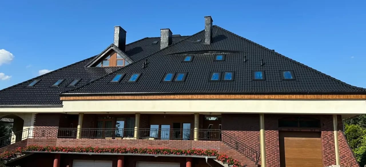 Malowanie dachu cena - poznaj ukryte koszty i oszczędności